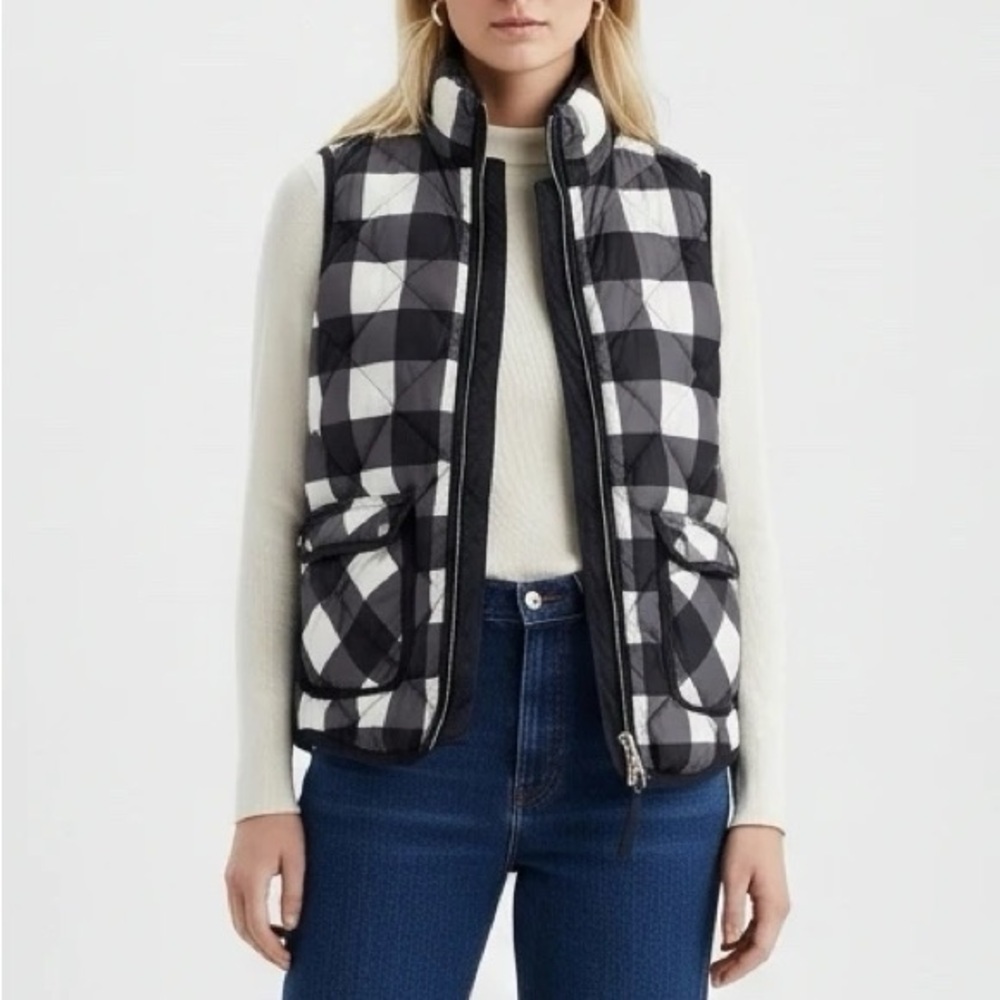 Woolrich Navy Blue Plaid Puffer Vest